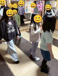 ３月リトミック　歩く